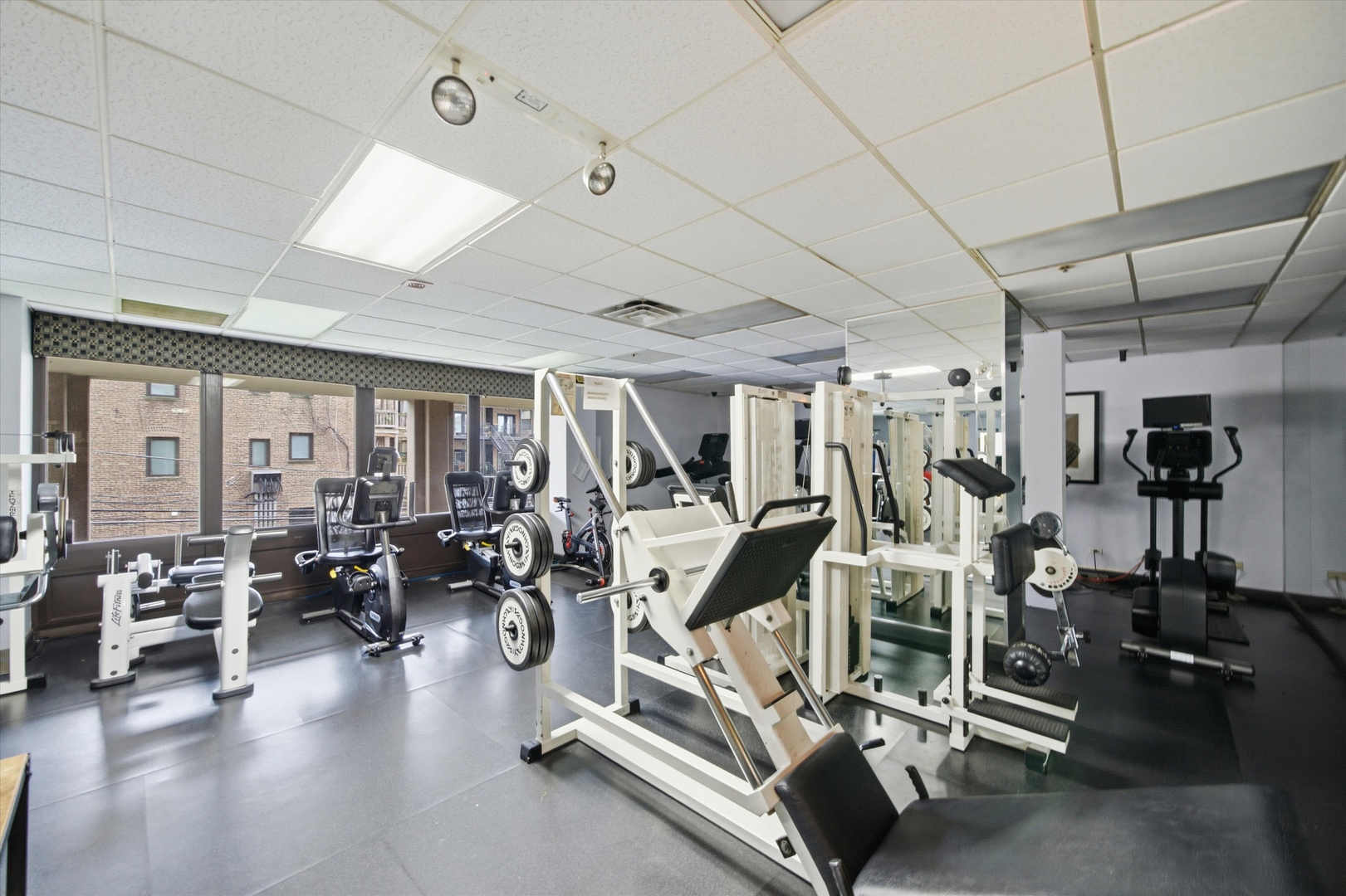 main property photo 21