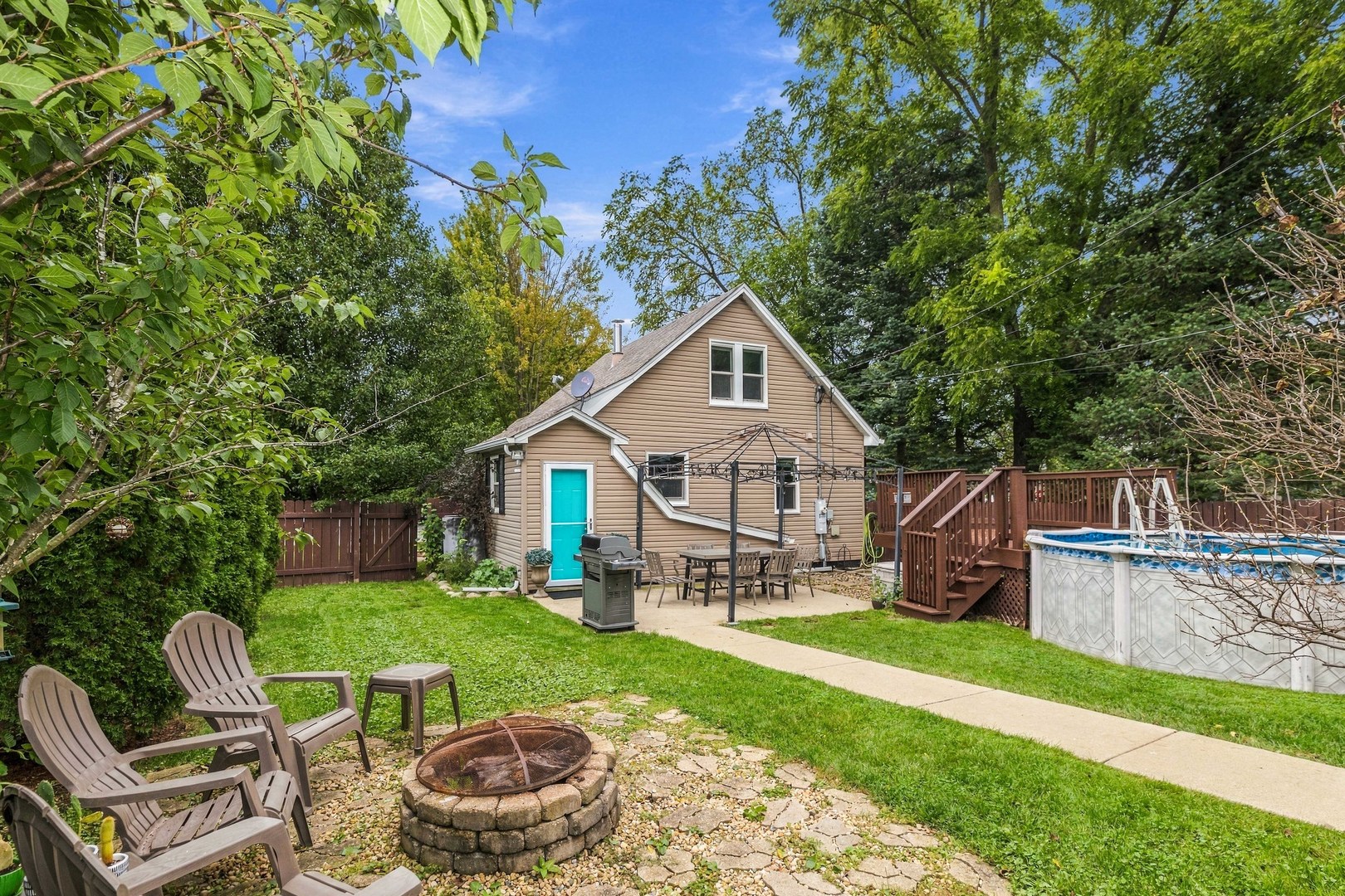main property photo 20