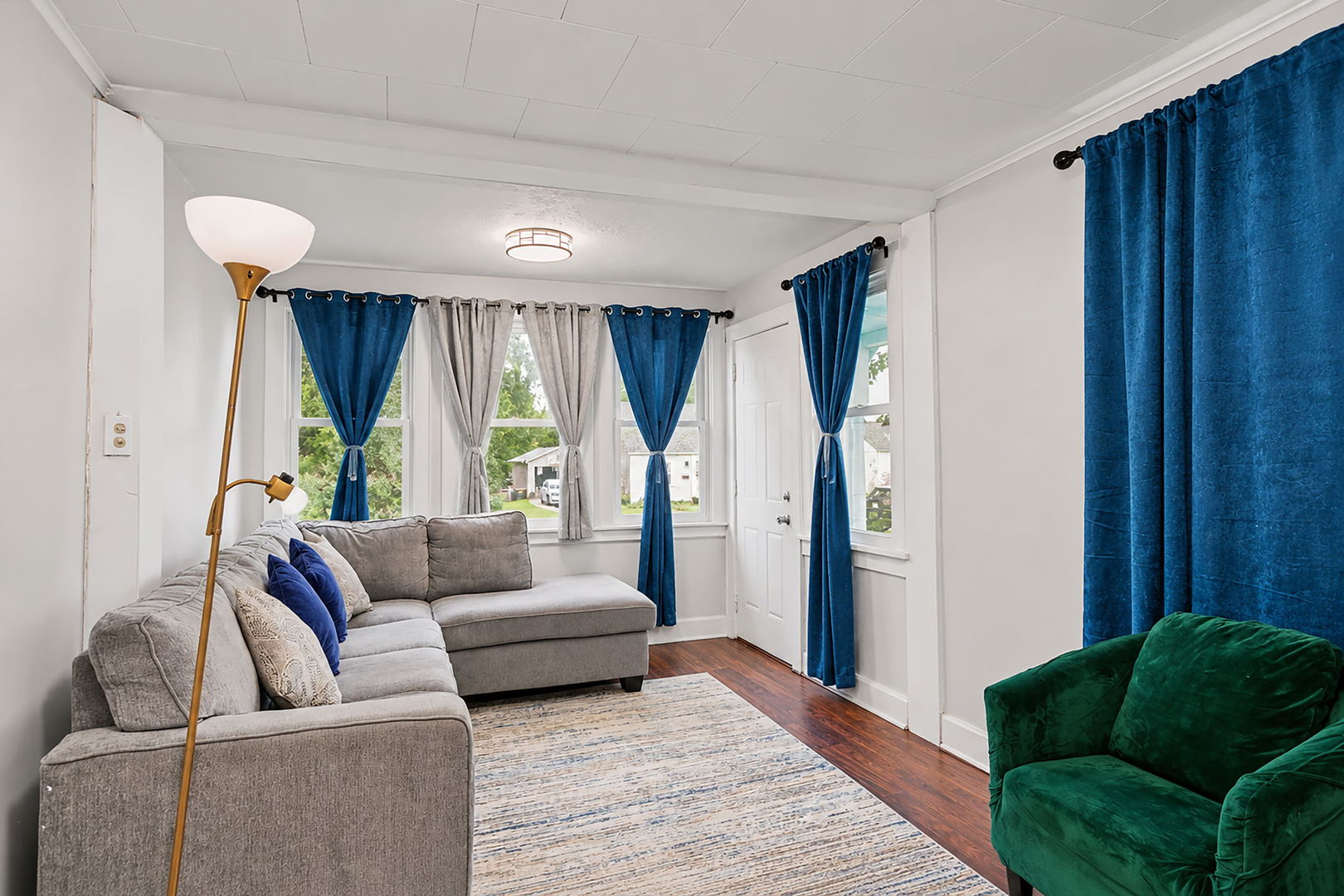 main property photo 3