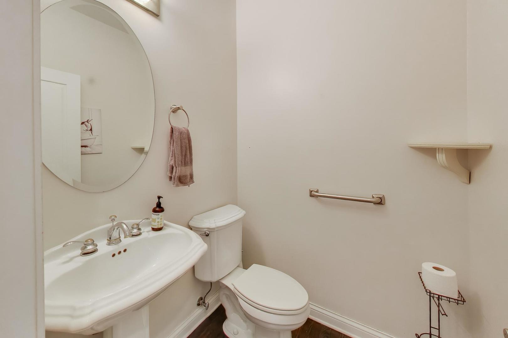 main property photo 11