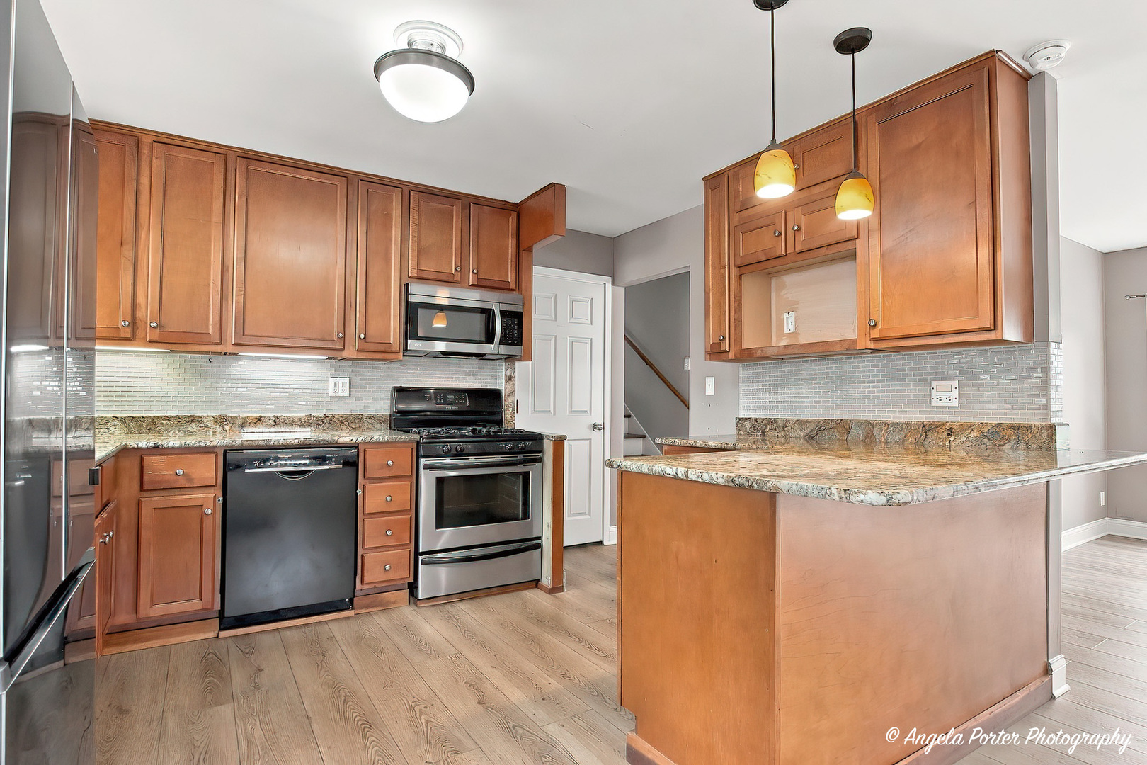 main property photo 9