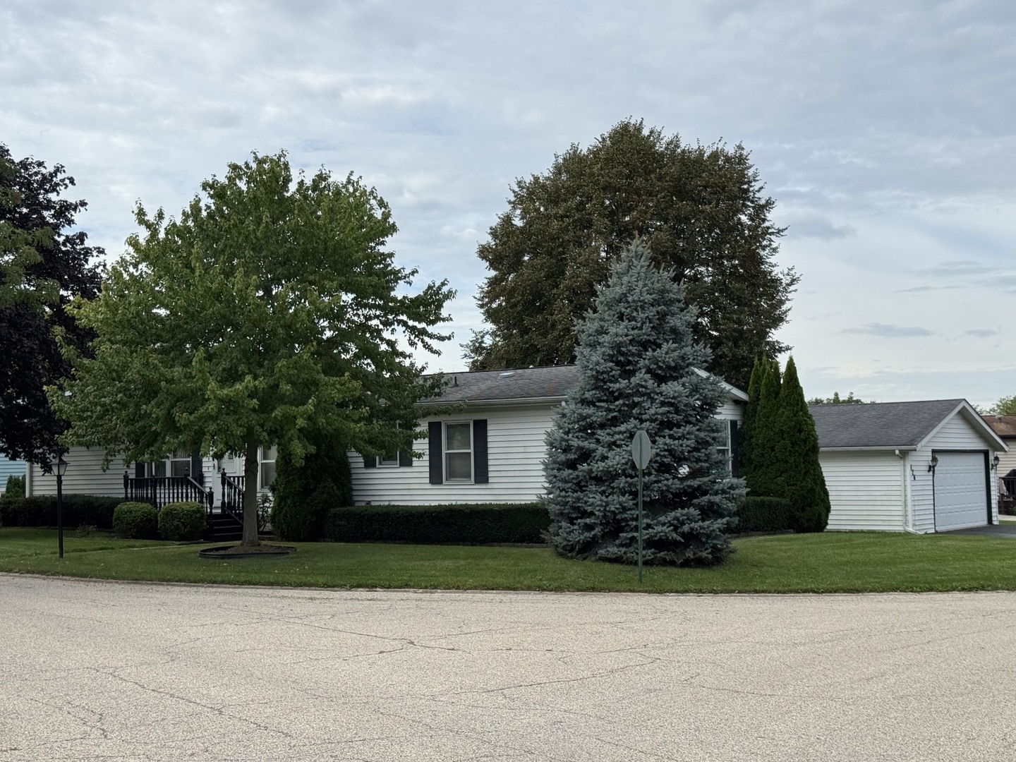 main property photo 21