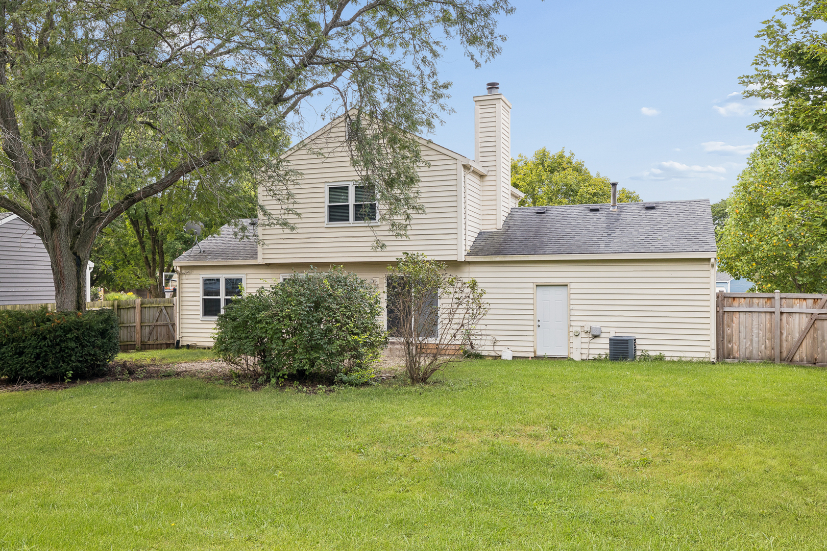 main property photo 16