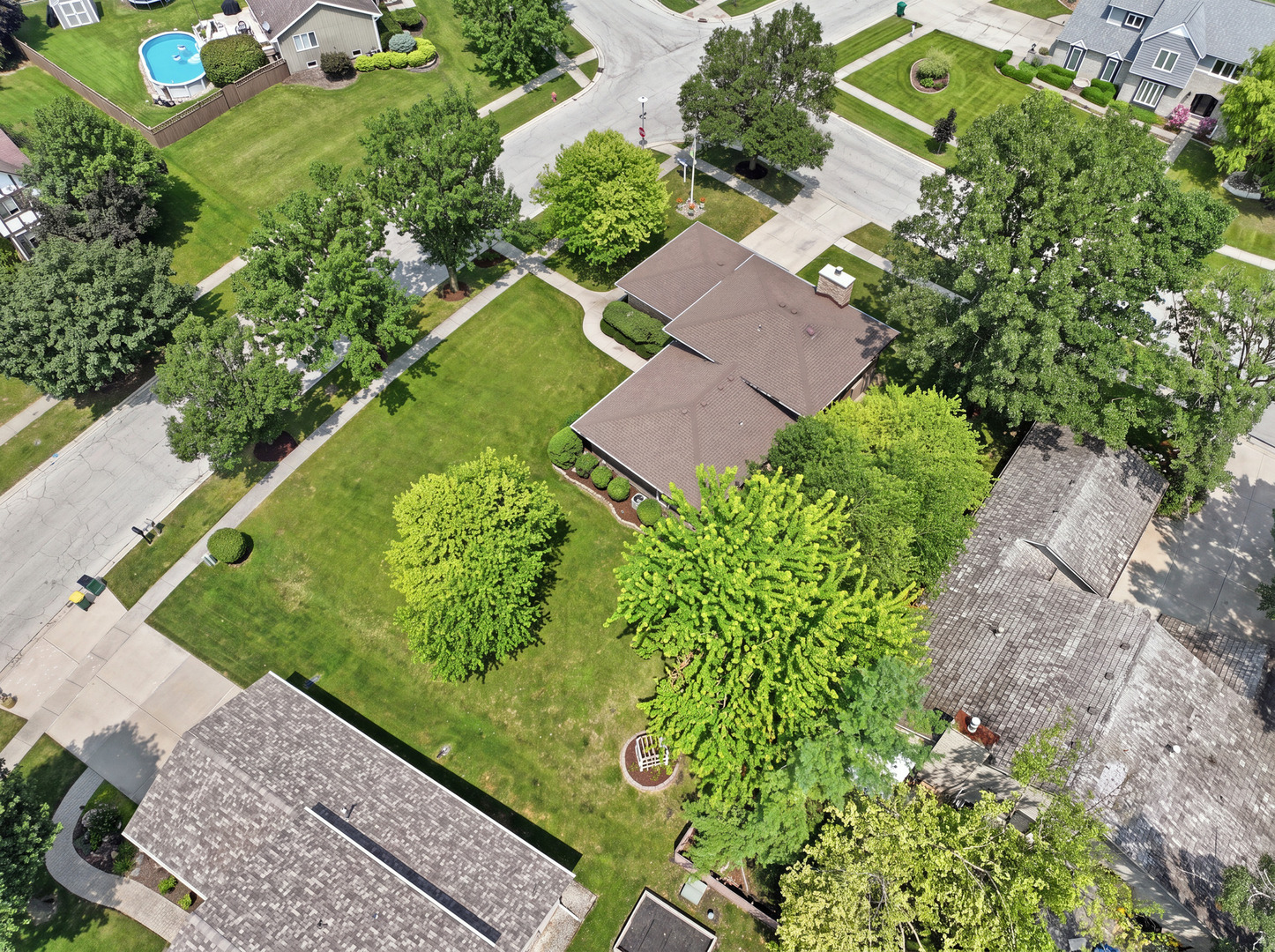 main property photo 38