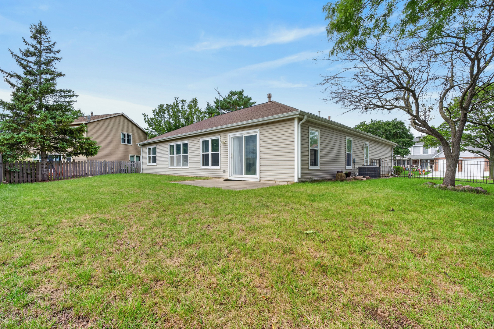 main property photo 27