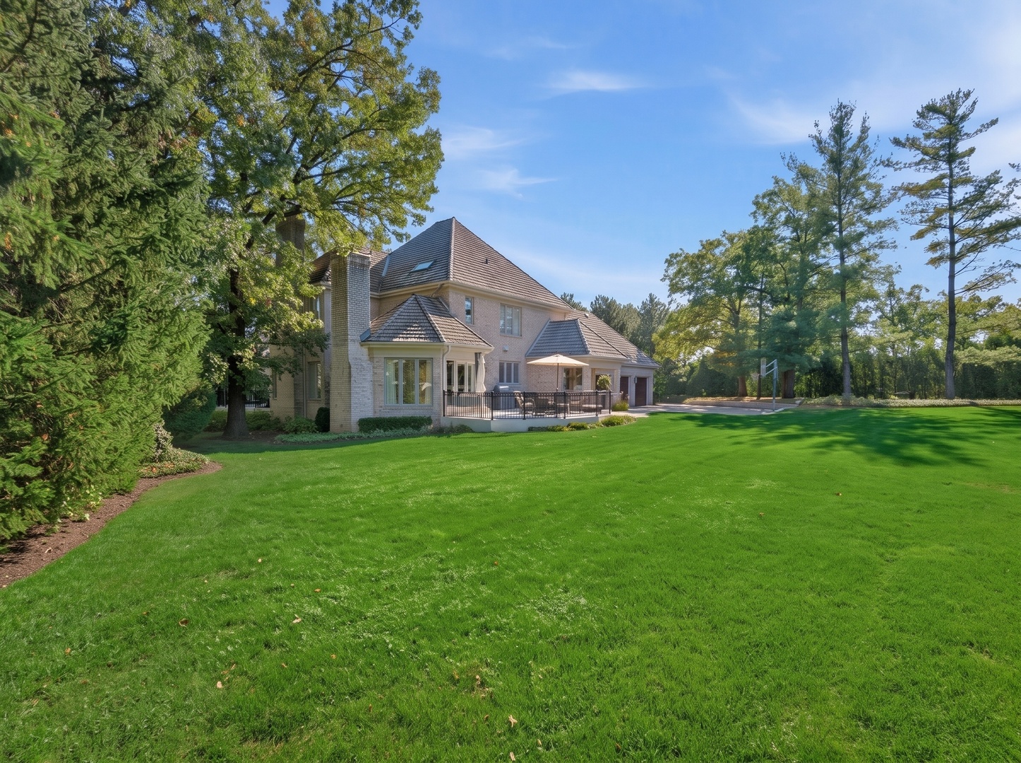 main property photo 5