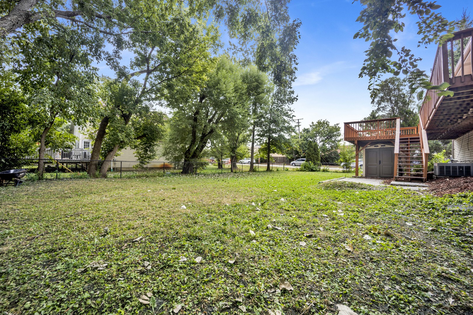 main property photo 29
