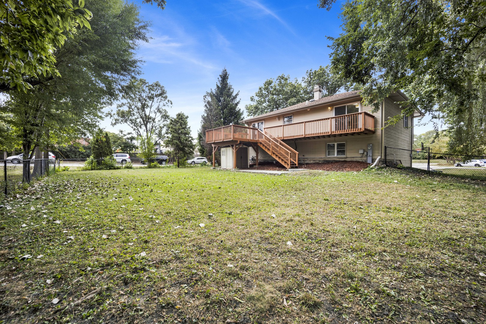 main property photo 30