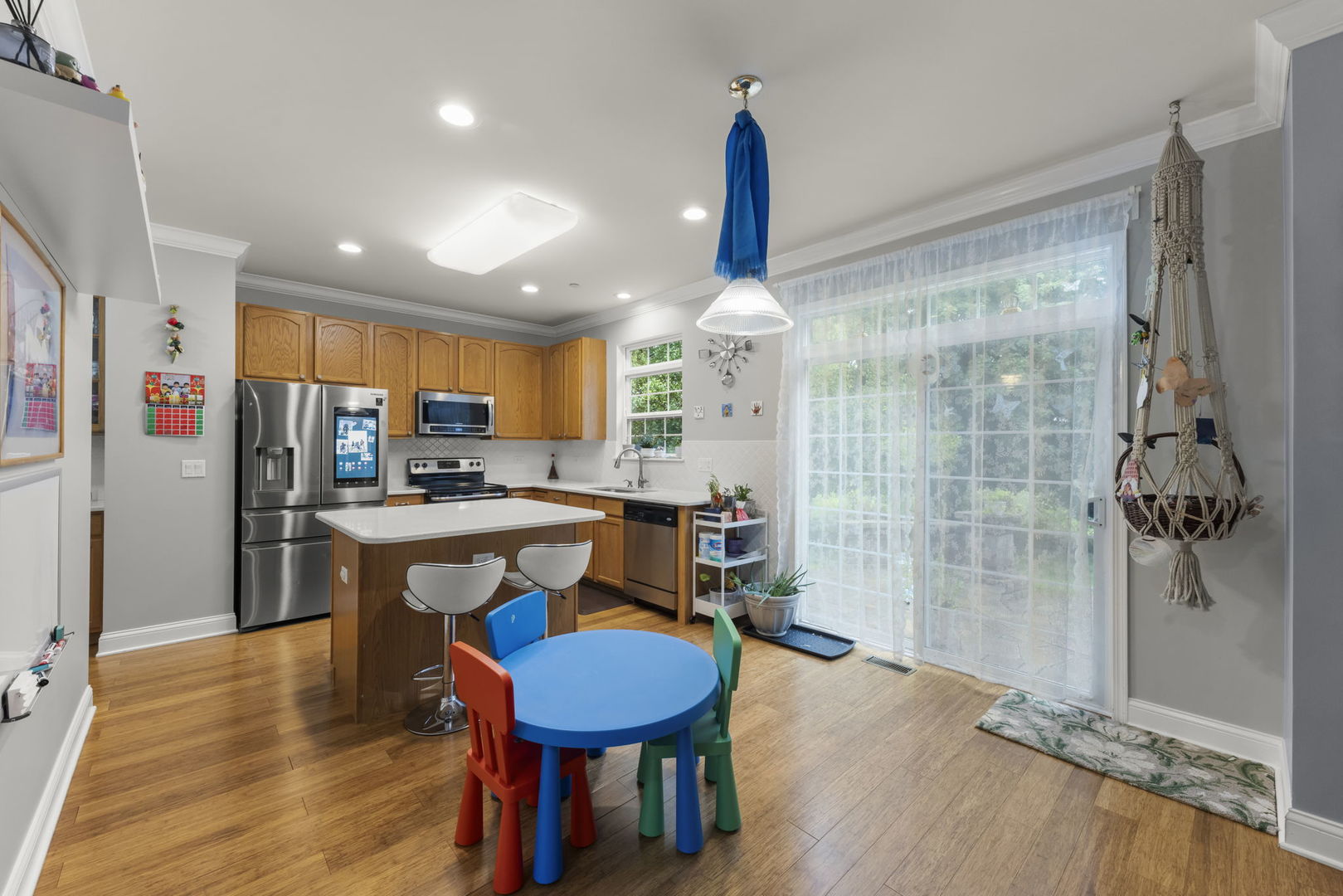 main property photo 6