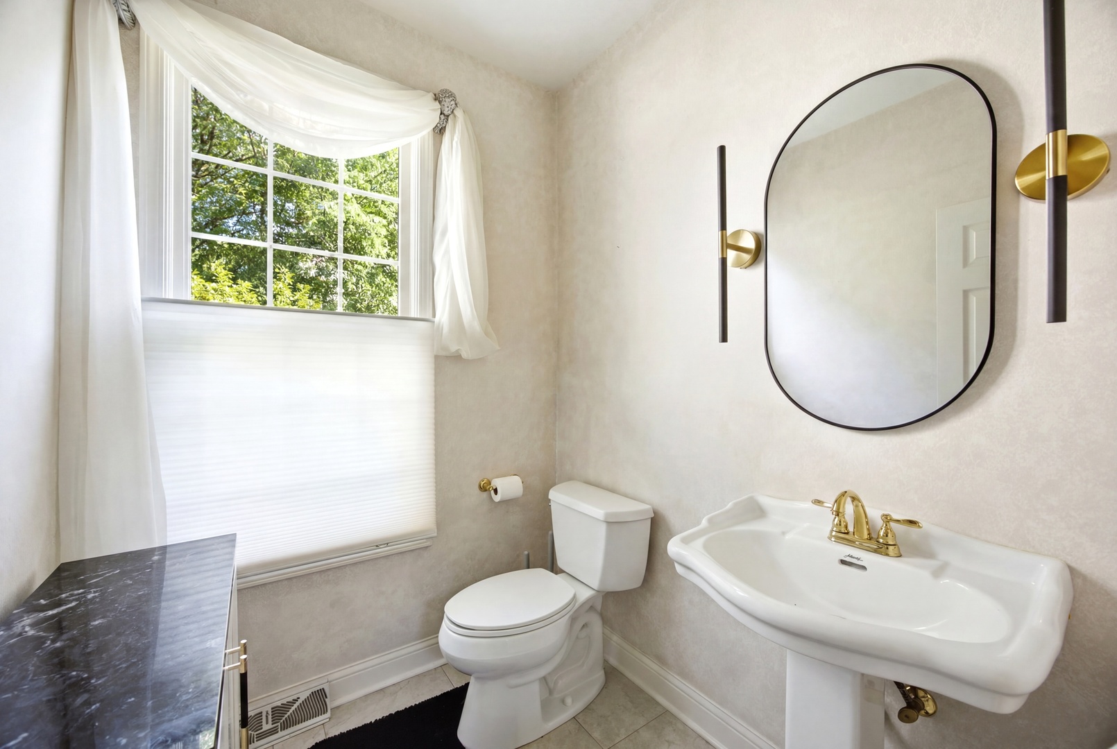 property viewer photo 17