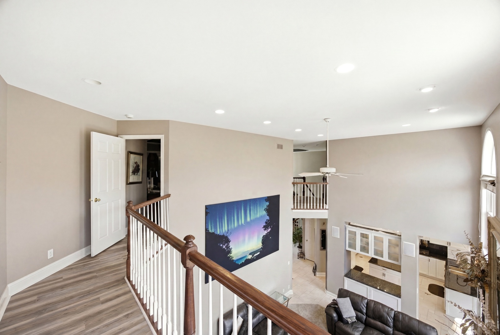 property viewer photo 23