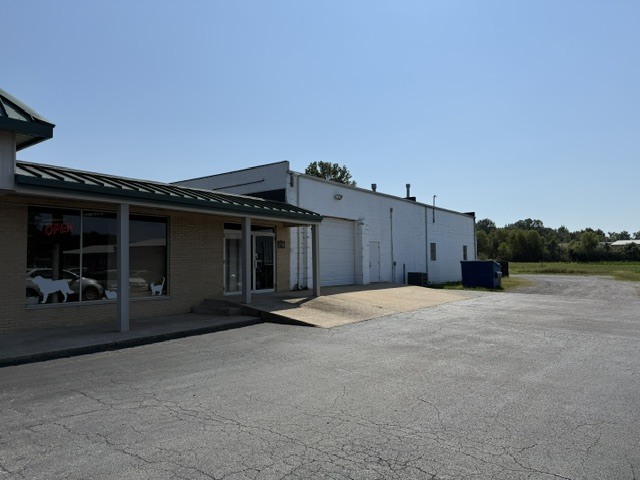main property photo 13