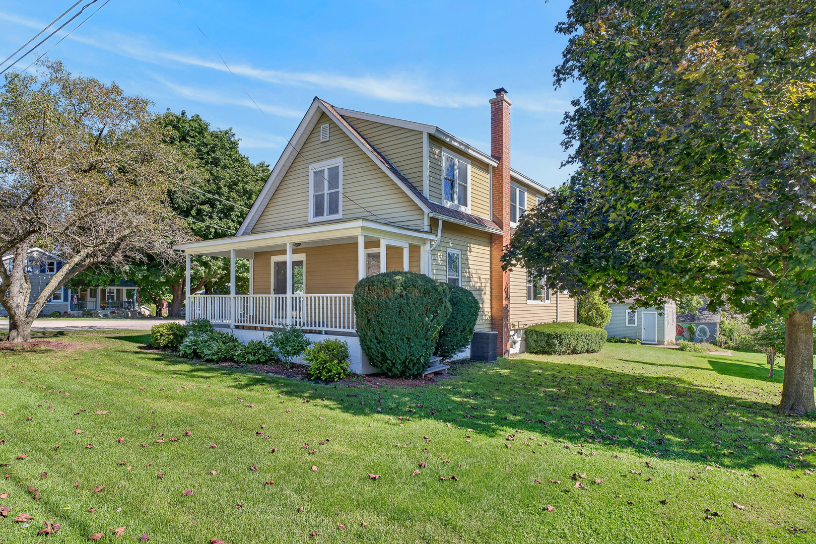 main property photo 23