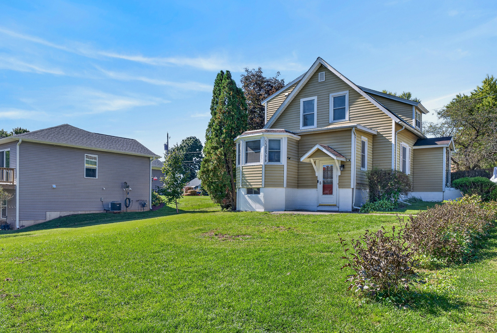 main property photo 25