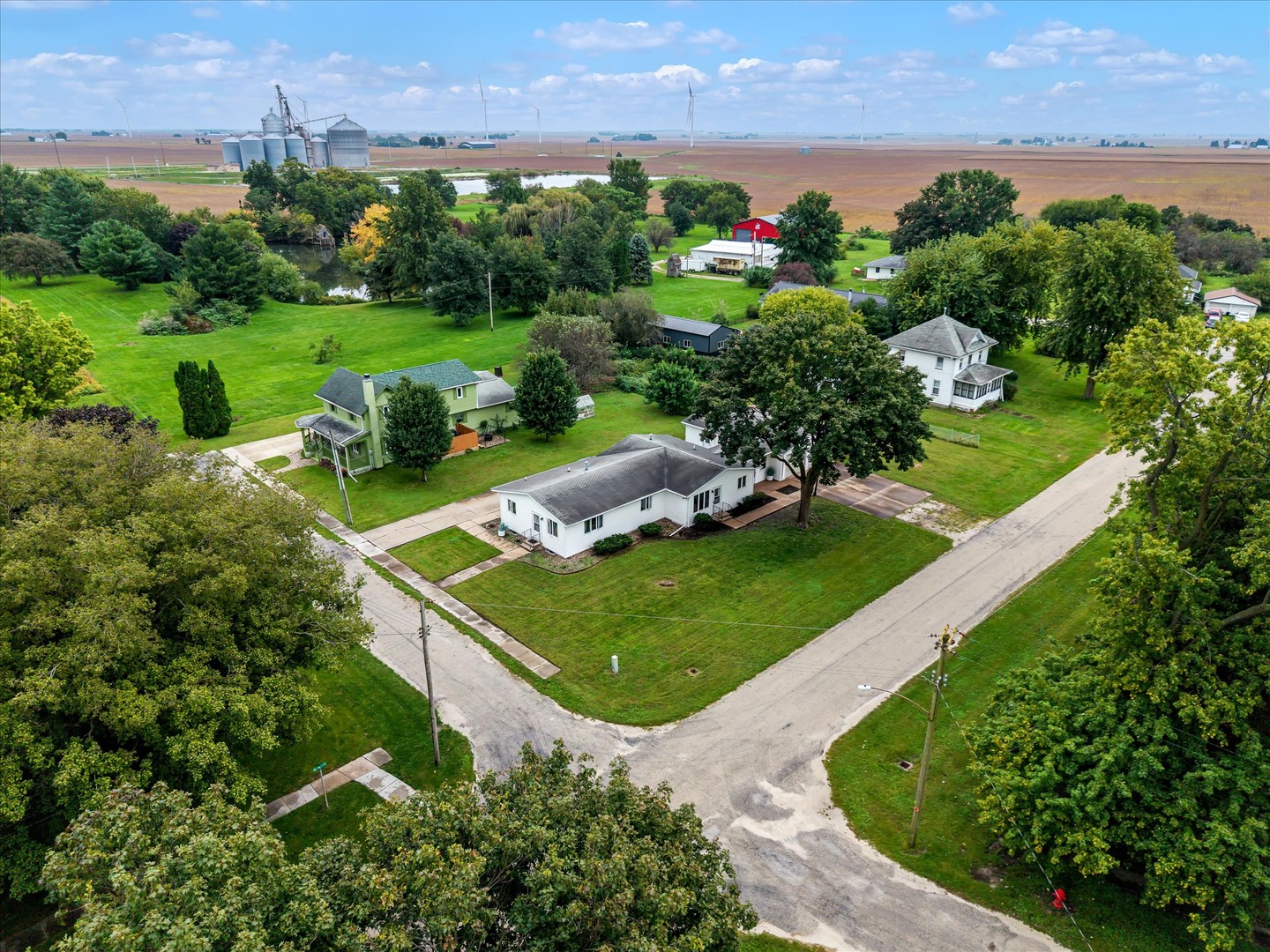 main property photo 15