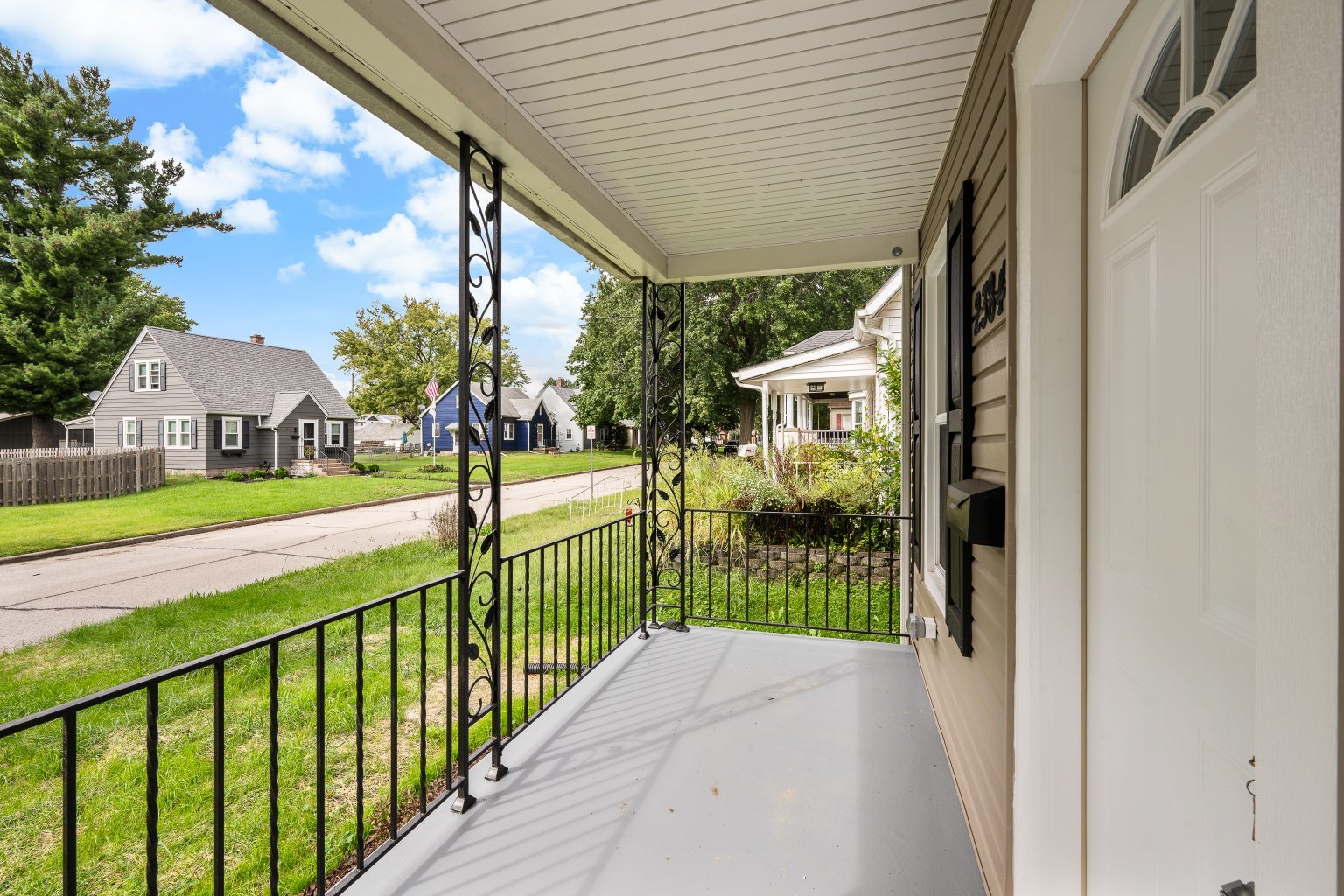main property photo 35