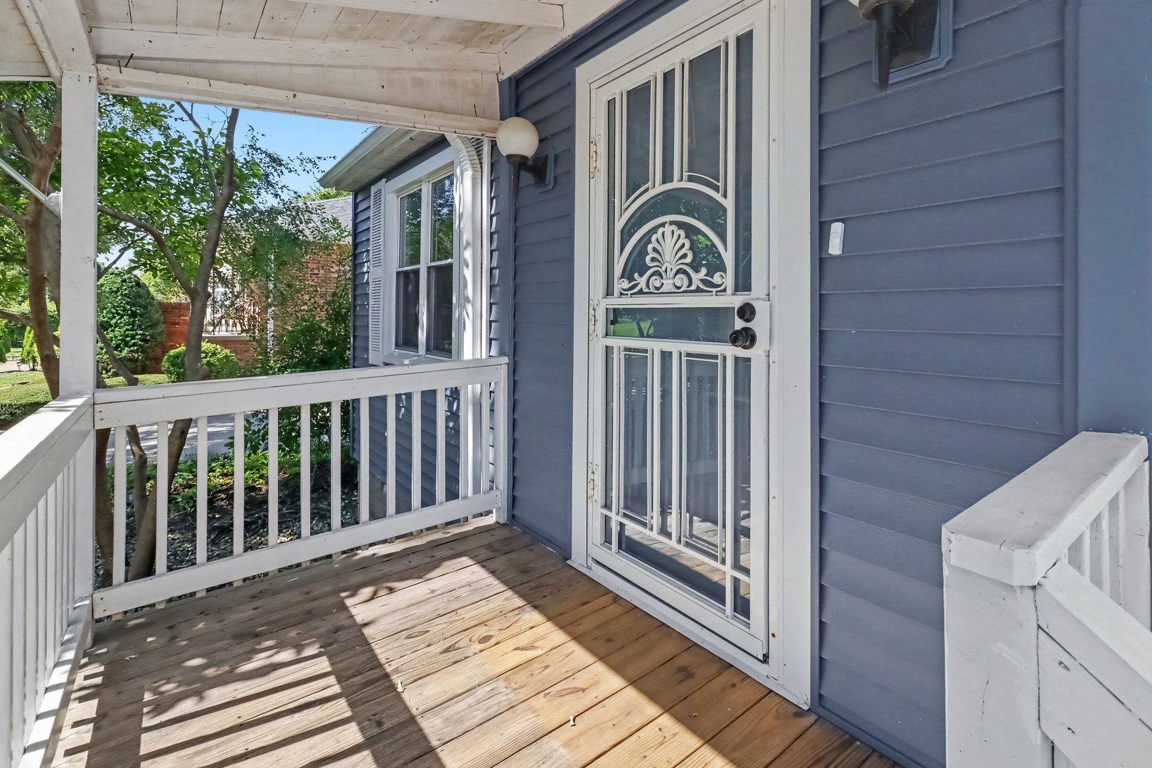 property viewer photo 1