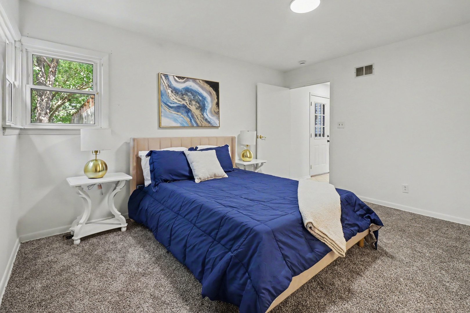 property viewer photo 13