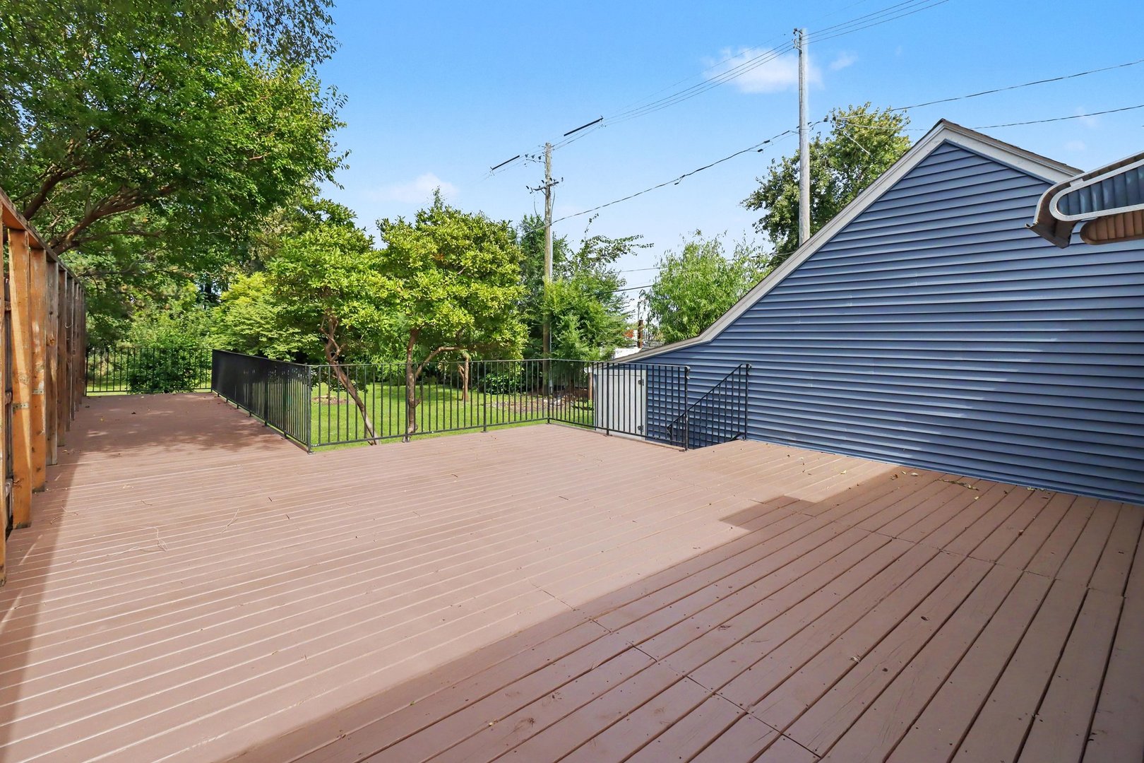 property viewer photo 22