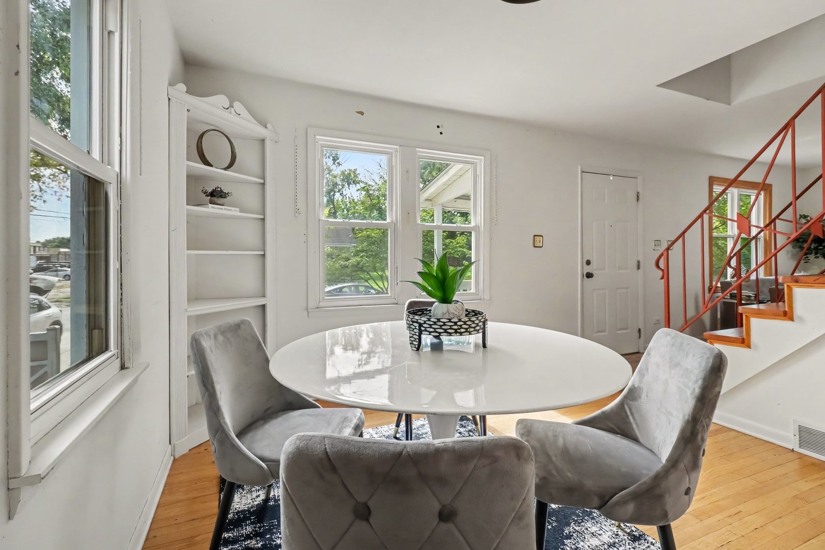 property viewer photo 5