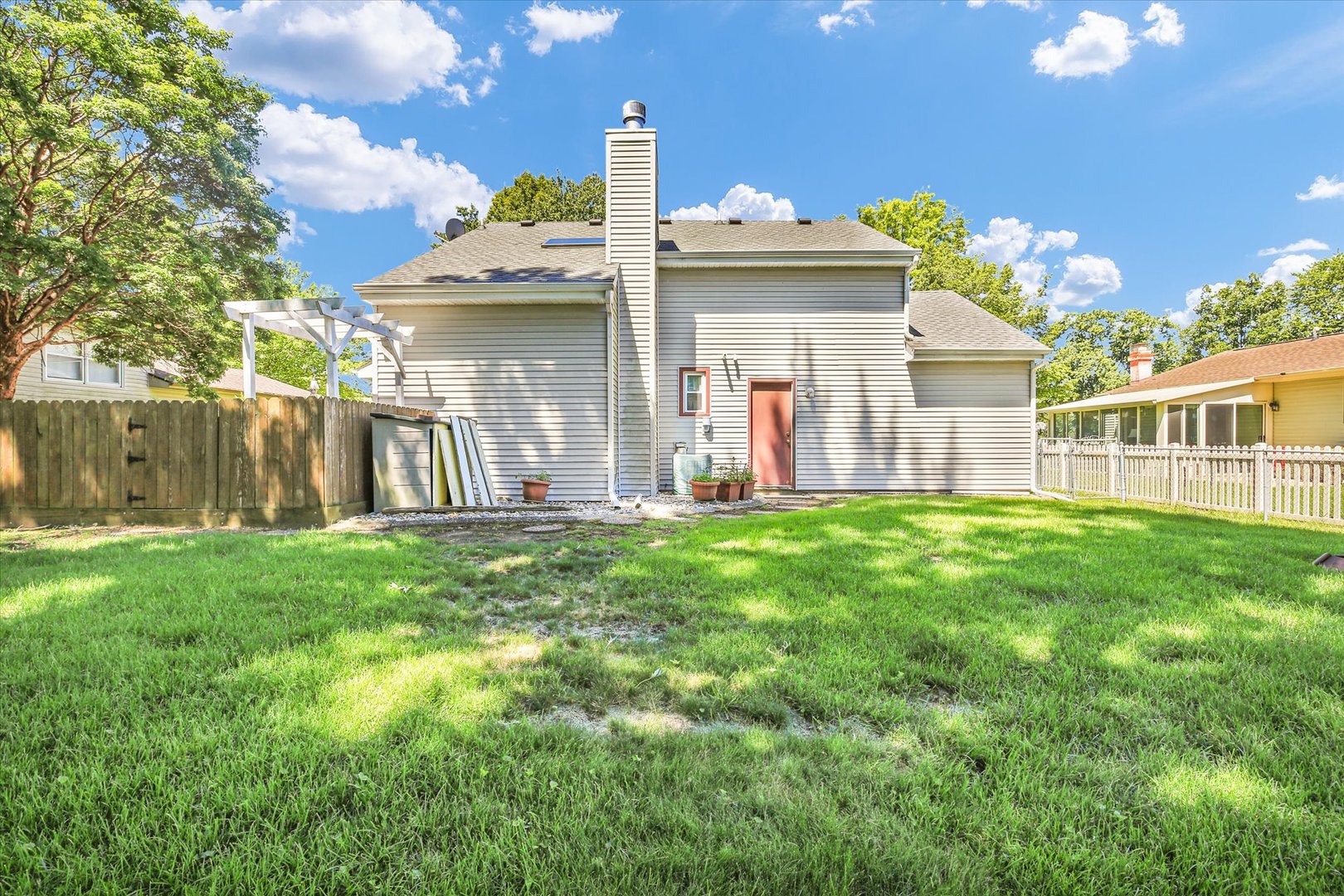 main property photo 31