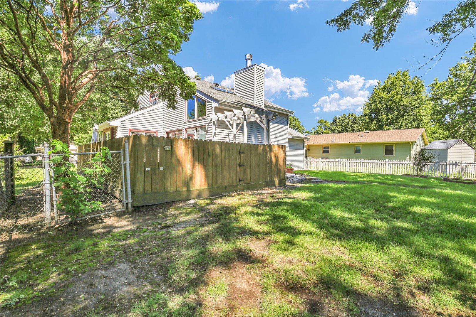 main property photo 32