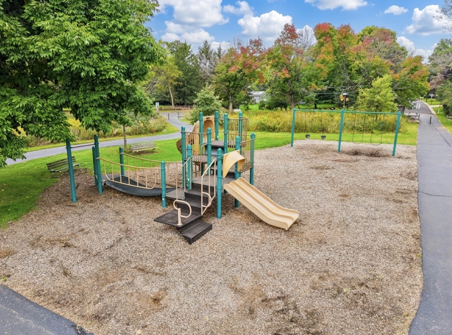 main property photo 23
