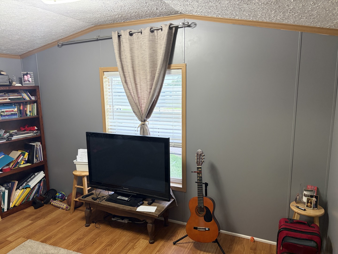 main property photo 13