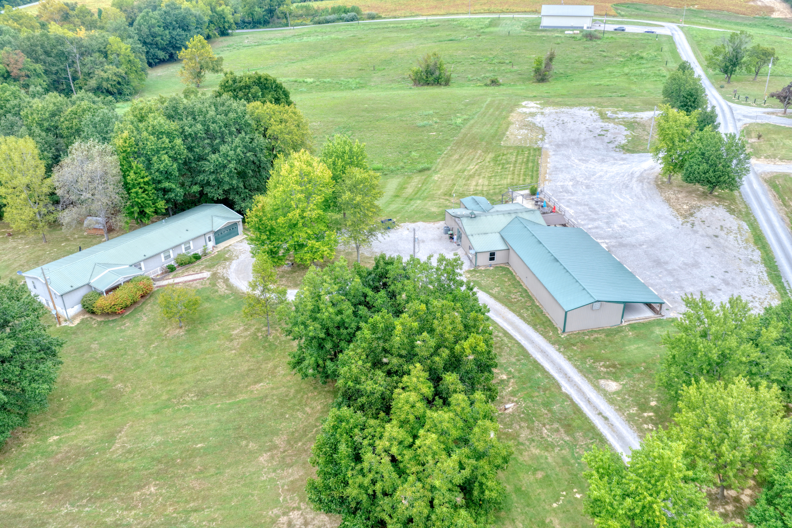 main property photo 45