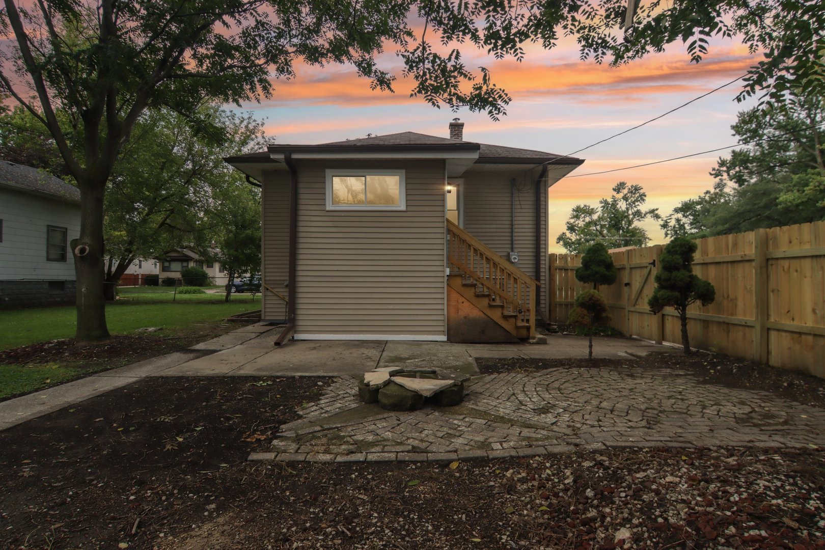 main property photo 15