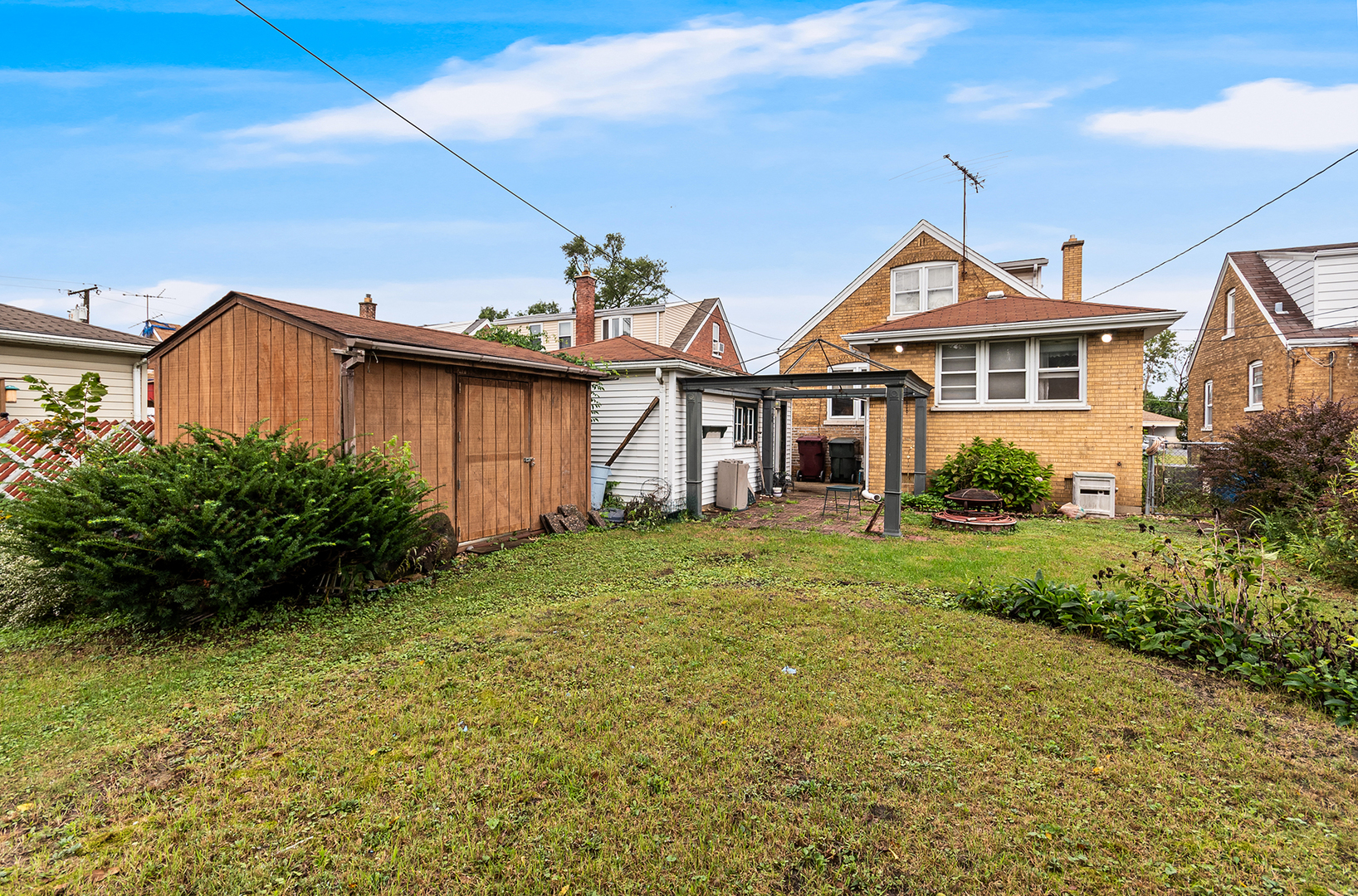 main property photo 17