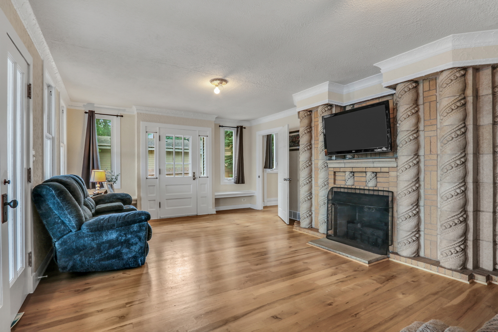 main property photo 14