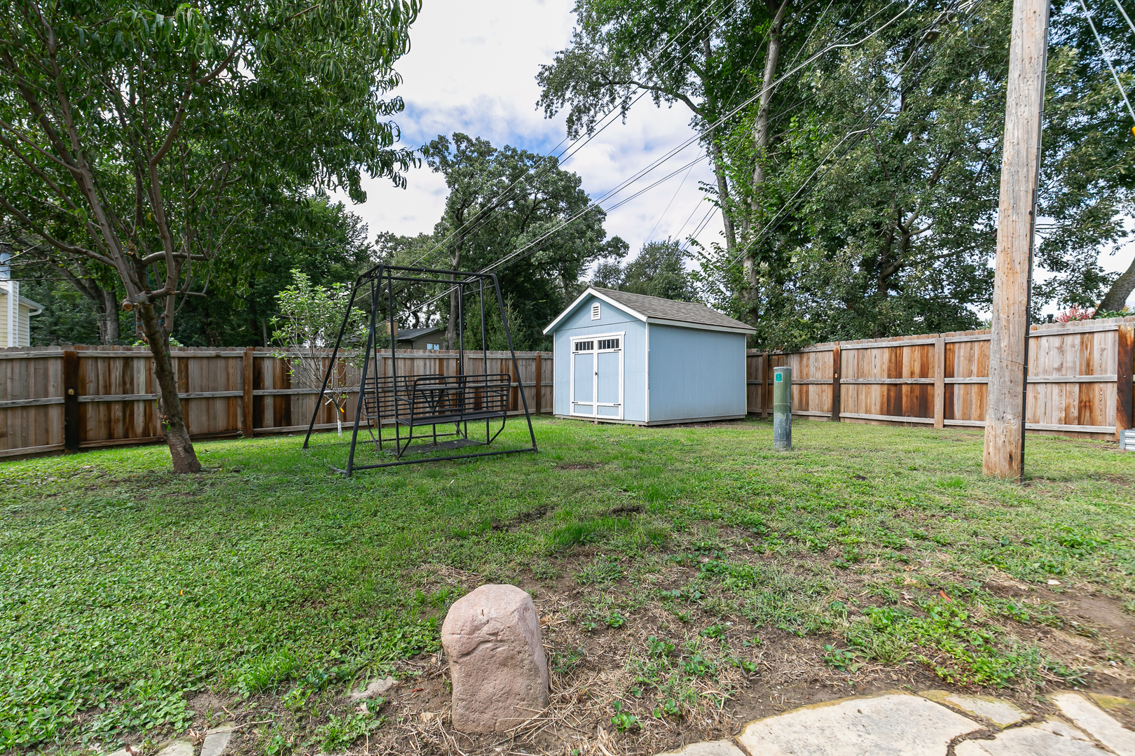 main property photo 41