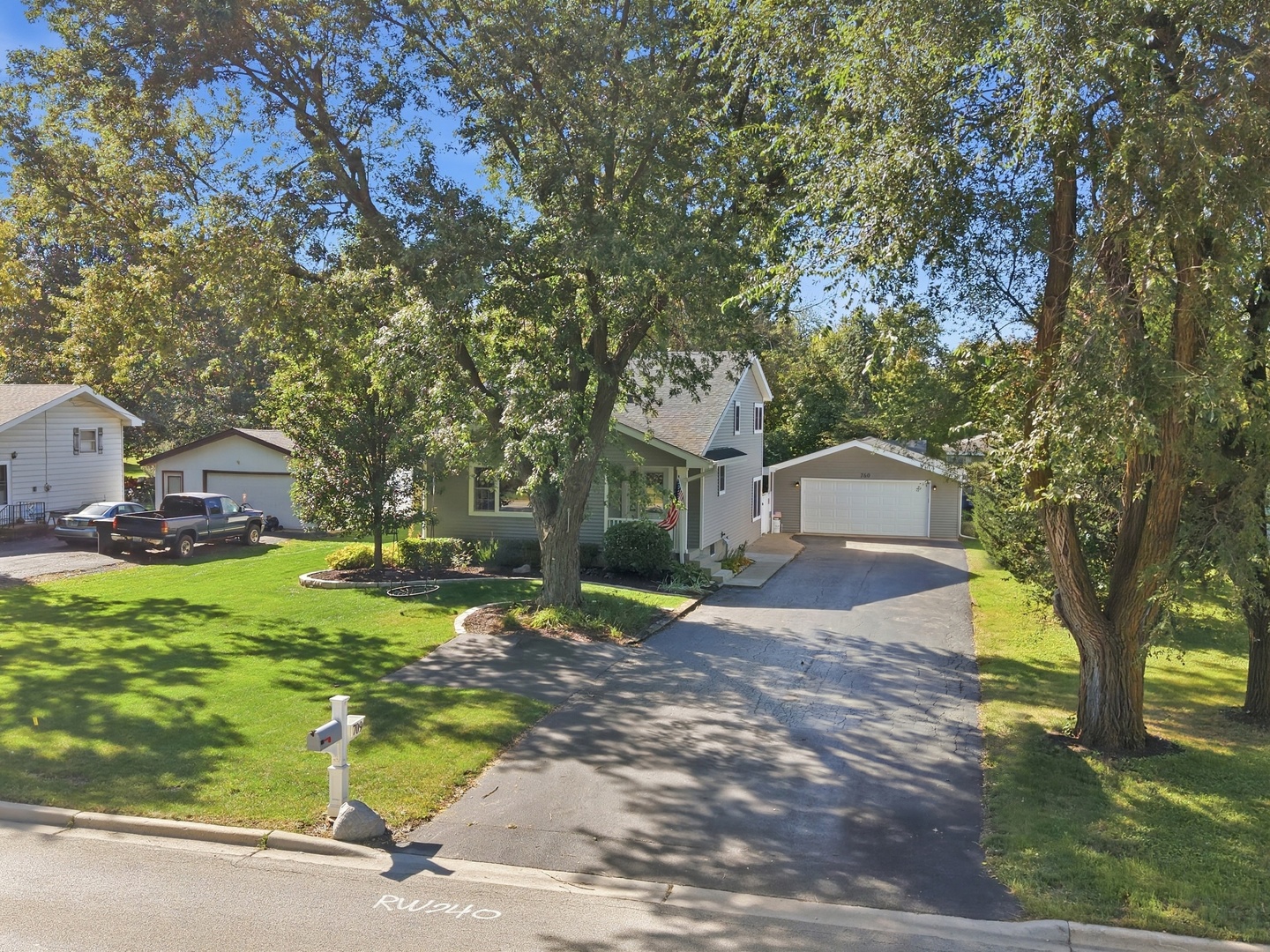 main property photo 34