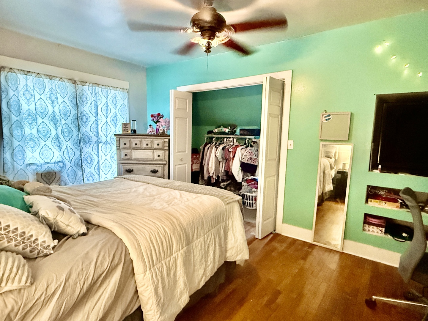 main property photo 16
