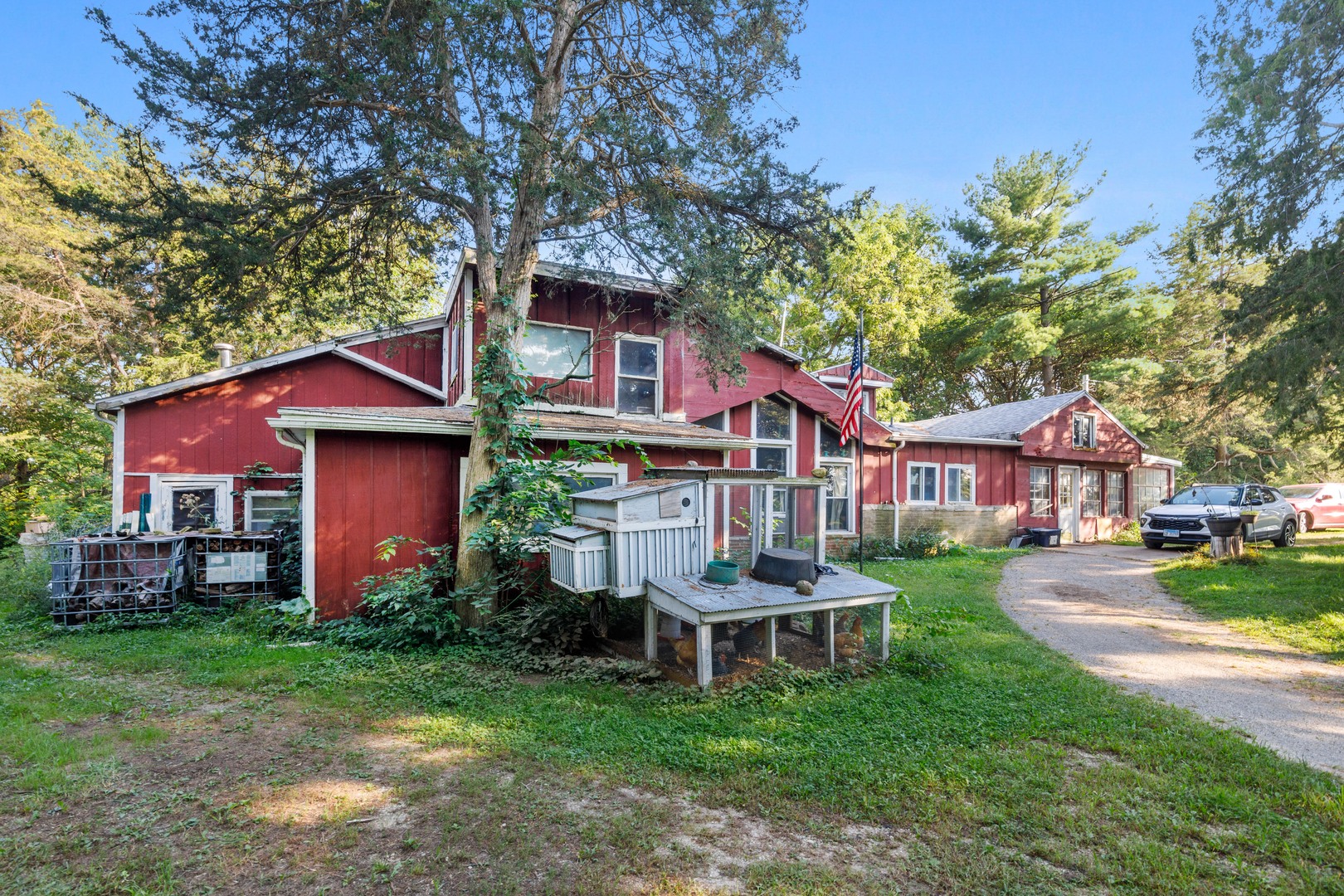 main property photo 19