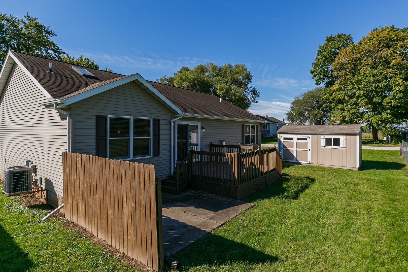 main property photo 42