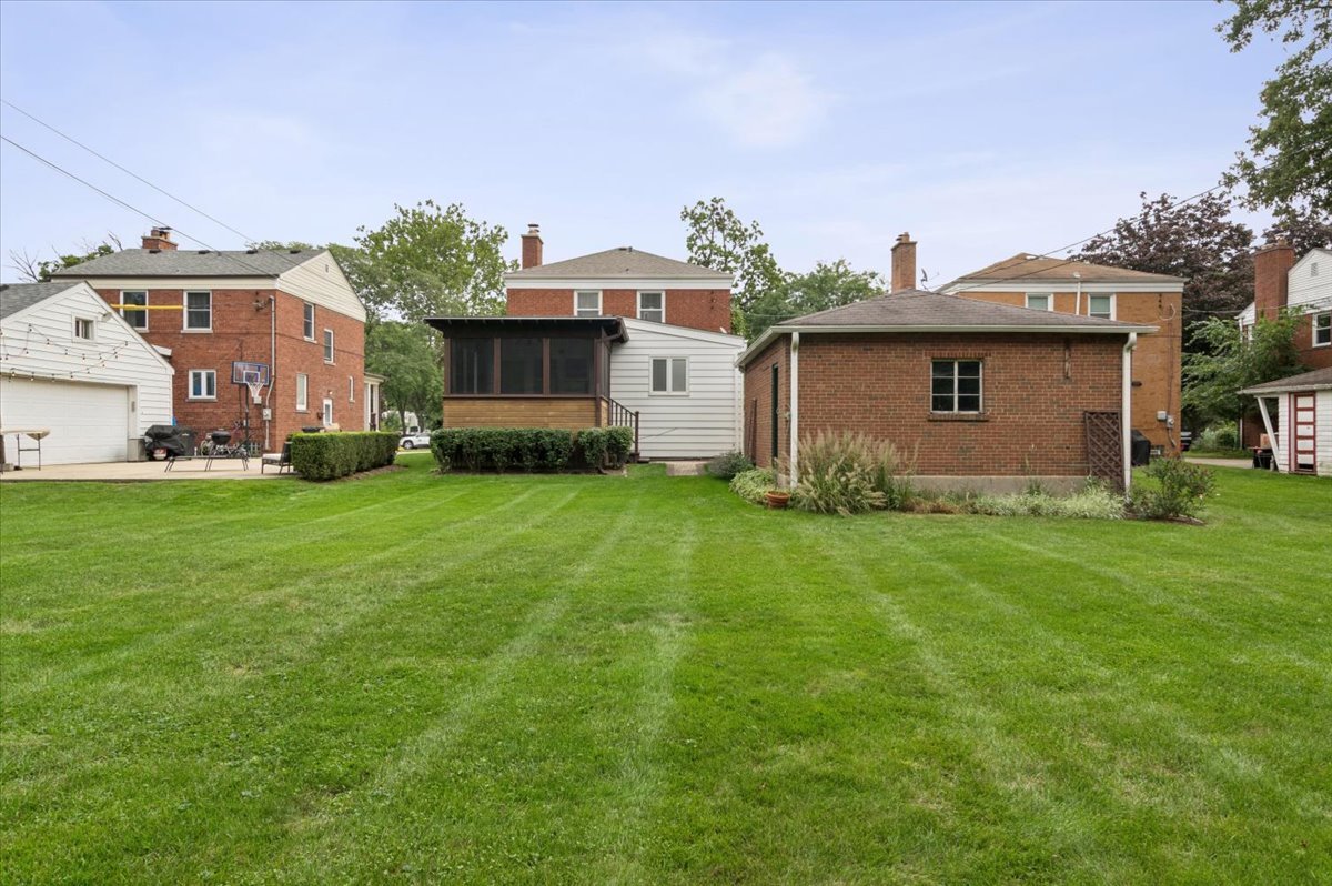 main property photo 33