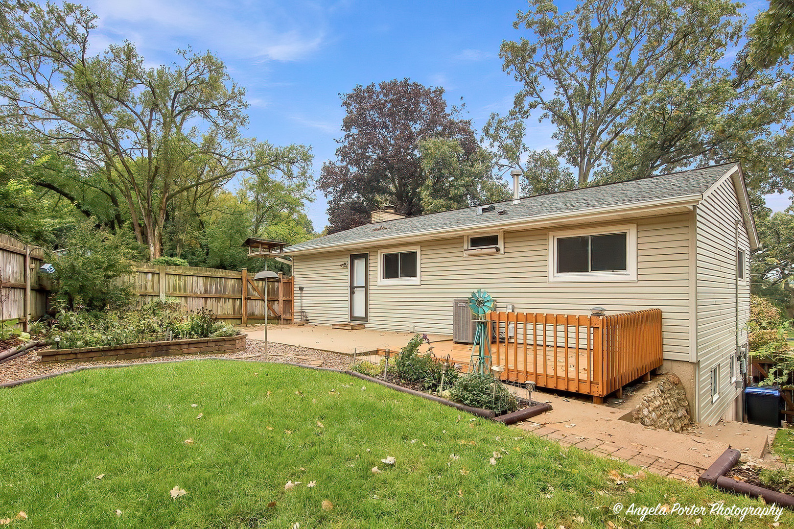 main property photo 11