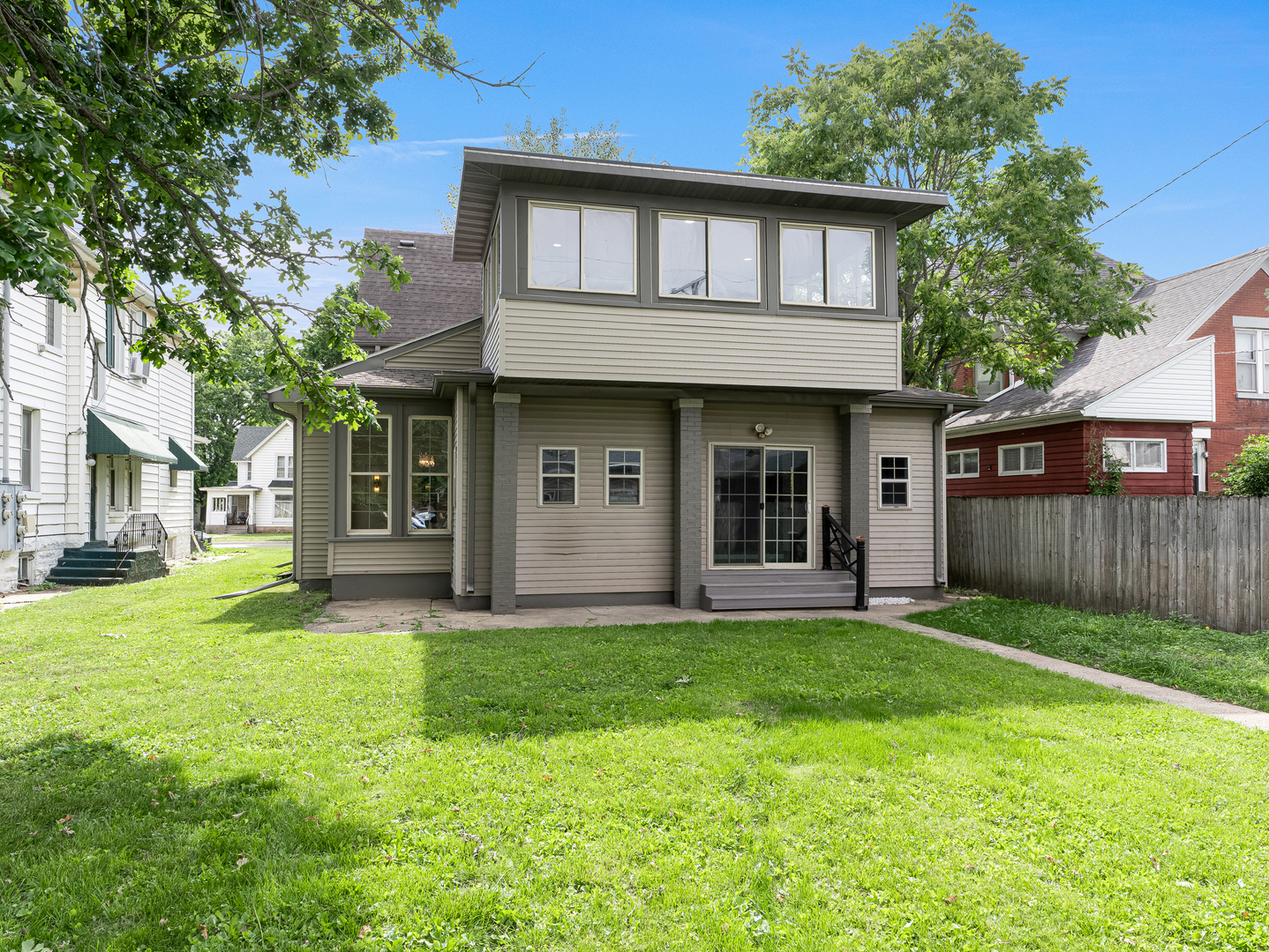main property photo 43
