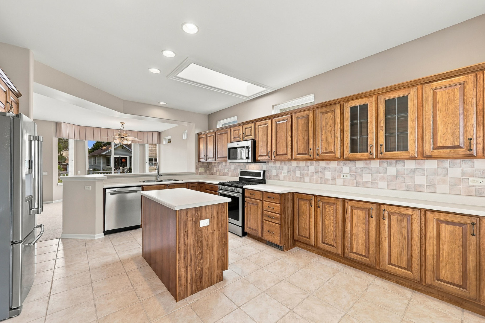 main property photo 3
