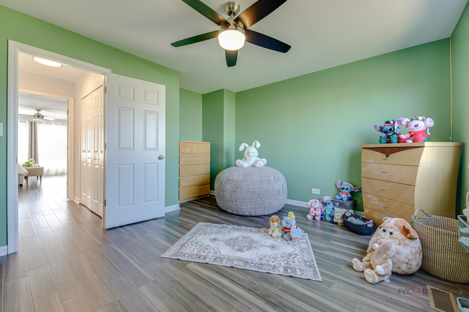 main property photo 25