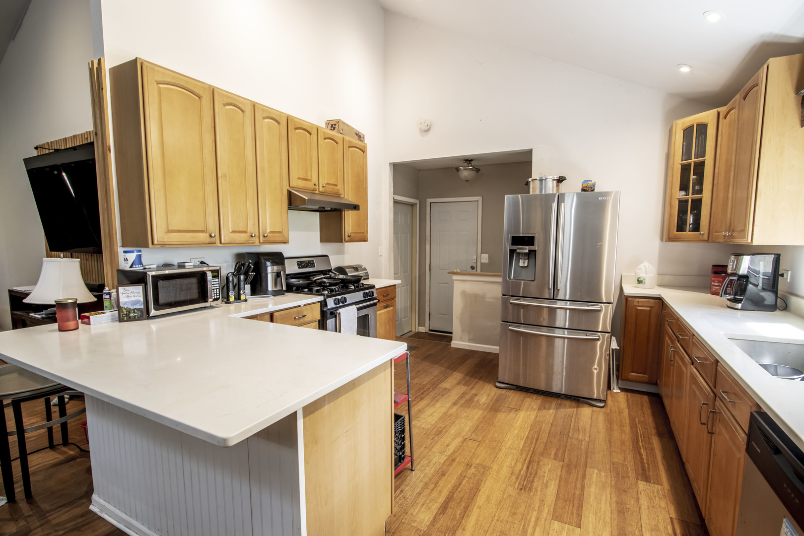 main property photo 12