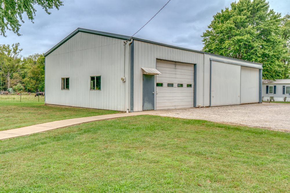 main property photo 8