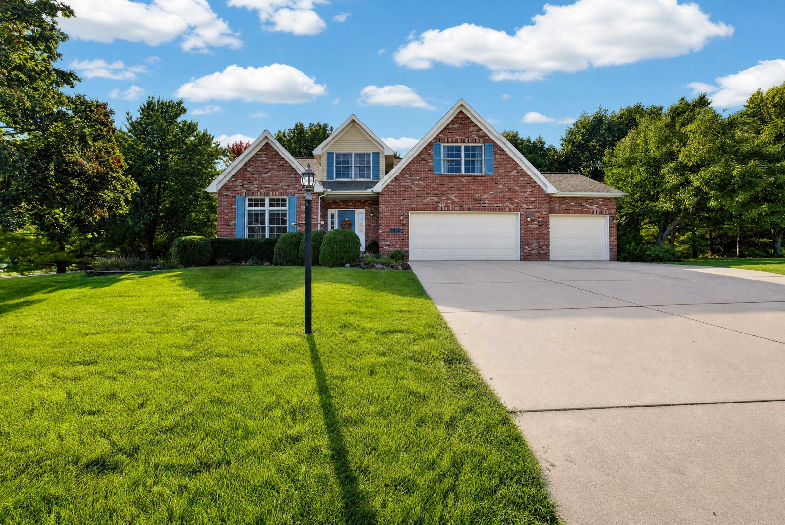 main property photo 74