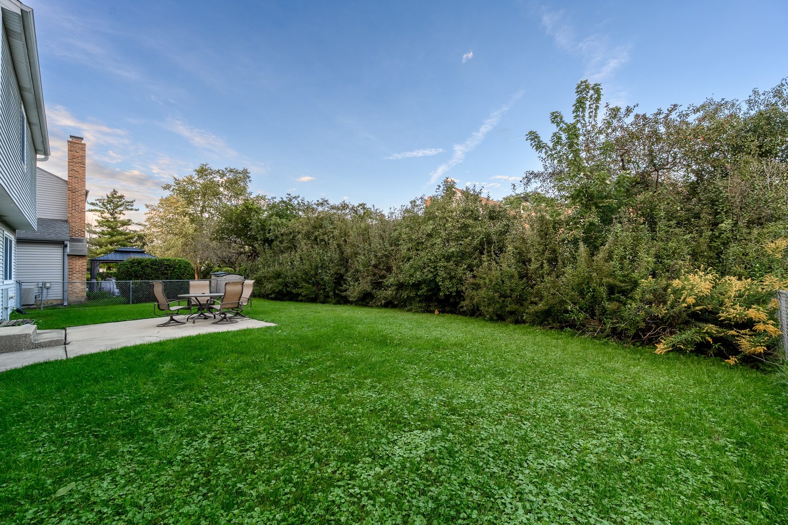 property viewer photo 23