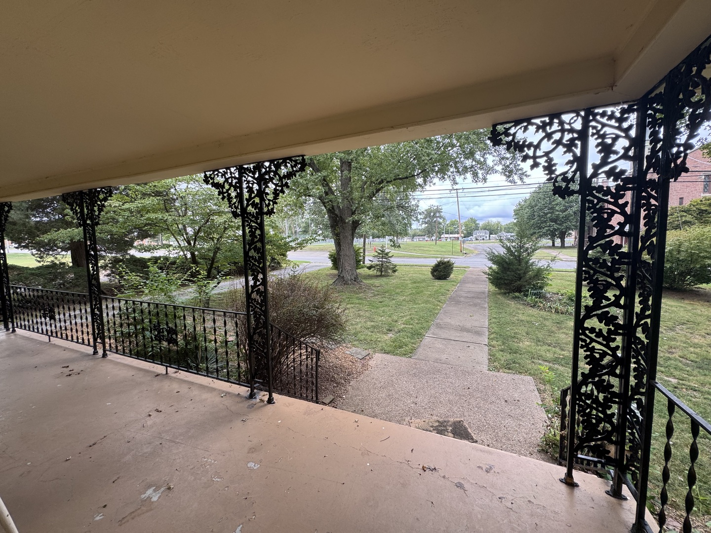 main property photo 14