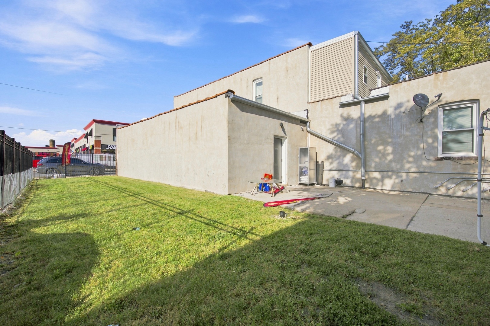 main property photo 37