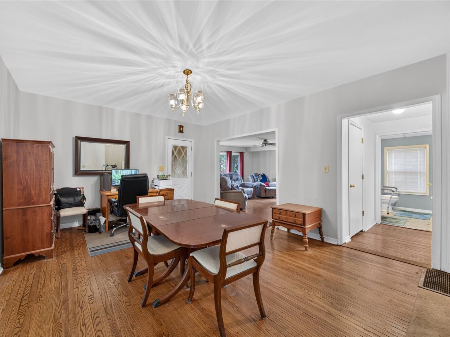 main property photo 14