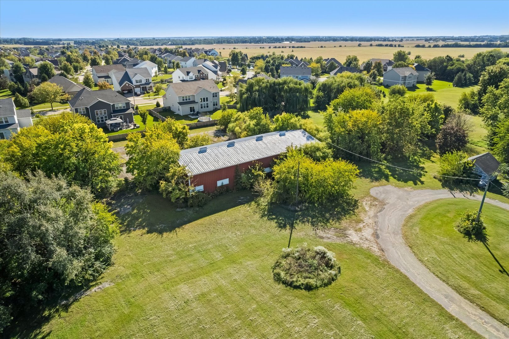 main property photo 14
